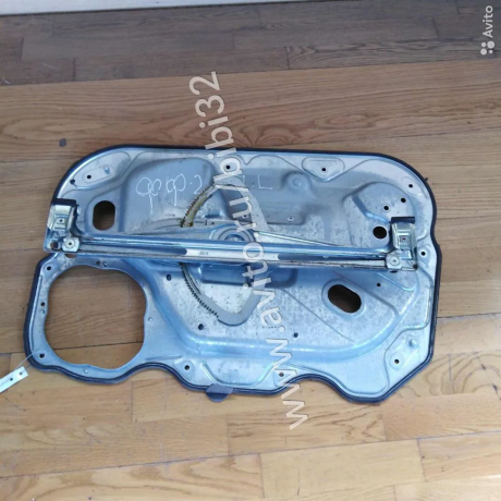 steklopodieemnik-perednii-levyi-ford-focus-2-art-63676-big-3