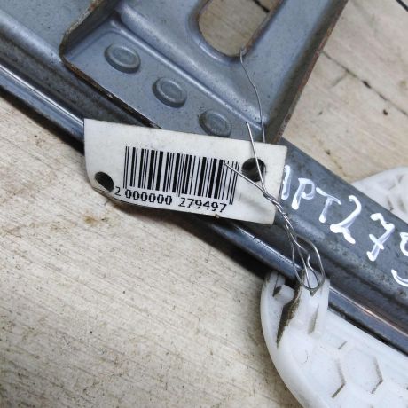 steklopodieemnik-perednii-levyi-mexaniceskii-renault-logan-art-64111-big-1