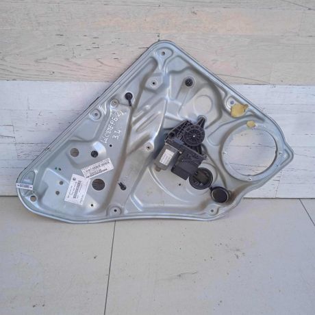 steklopodieemnik-zadnii-levyi-elektro-skoda-superb-art-64405-big-0