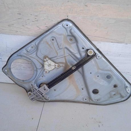 steklopodieemnik-zadnii-levyi-elektro-skoda-superb-art-64405-big-2