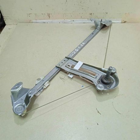 steklopodieemnik-zadnii-pravyi-mexaniceskii-opel-zafira-b-restailing-art-65896-big-0