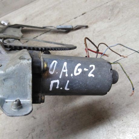 steklopodieemnik-perednii-levyi-elektro-opel-astra-g-art-67126-big-2