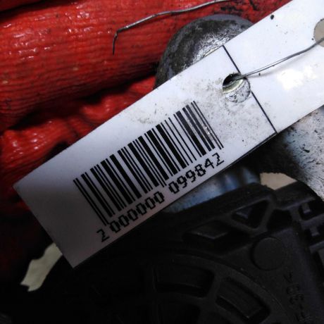 steklopodieemnik-zadnii-levyi-elektro-ford-focus-1-art-67296-big-1