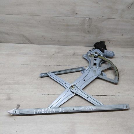 steklopodieemnik-elektro-zadnii-levyi-toyota-corolla-verso-i-restailing-art-67547-big-0