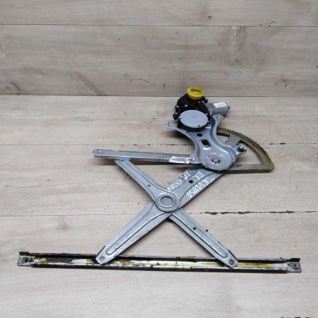 steklopodieemnik-elektro-perednii-pravyi-toyota-corolla-verso-i-restailing-art-67549-big-0