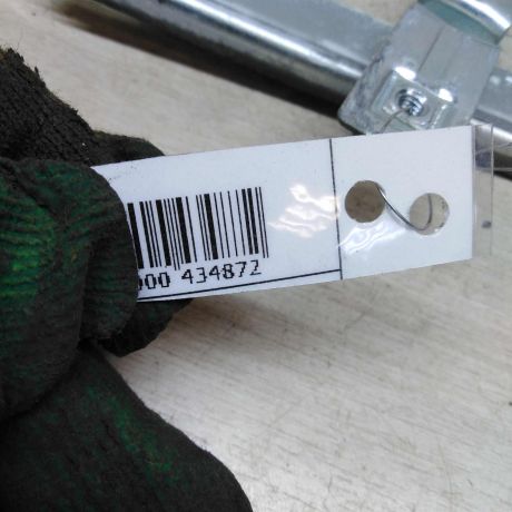 steklopodieemnik-perednii-levyi-mexaniceskii-chery-amulet-16i-art-71135-big-1