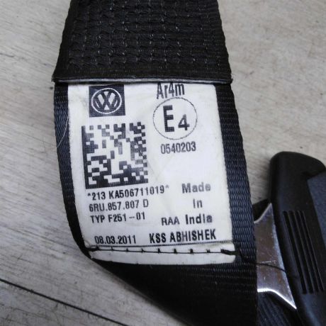 remen-bezopasnosti-zadnii-srednii-volkswagen-polo-v-sedan-art-71200-big-1