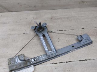 steklopodieemnik-zadnii-pravyi-mexaniceskii-renault-logan-i-bu-art-71532