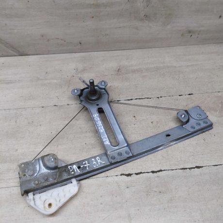 steklopodieemnik-zadnii-pravyi-mexaniceskii-renault-logan-i-bu-art-71532-big-0