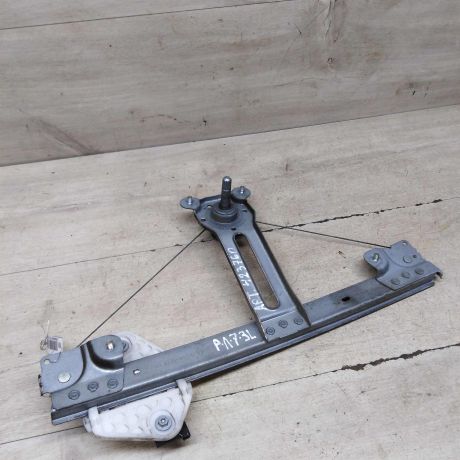 steklopodieemnik-zadnii-levyi-mexaniceskii-renault-logan-i-art-71755-big-0