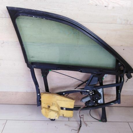 steklopodieemnik-perednii-levyi-elektro-audi-a4-b5-original-art-72081-big-3