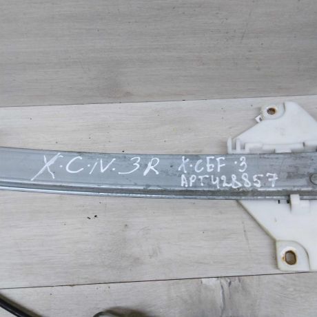 steklopodieemnik-zadnii-pravyi-elektro-hyundai-sonata-4-ef-art-72269-big-1