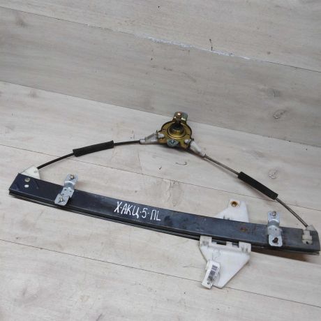 steklopodieemnik-mexaniceskii-perednii-levyi-hyundai-accent-ii-art-72795-big-0