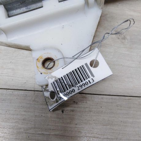 steklopodieemnik-mexaniceskii-zadnii-levyi-hyundai-accent-ii-art-72844-big-1