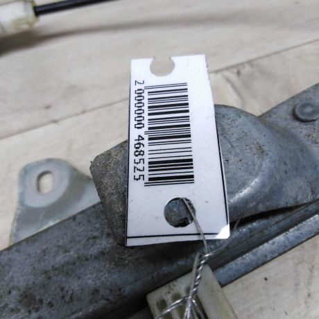 steklopodieemnik-mexaniceskii-zadnii-levyi-nissan-primera-p12-art-73709-big-2