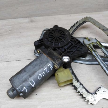 steklopodieemnik-perednii-levyi-elektro-mercedes-w210-e320-art-74146-big-2