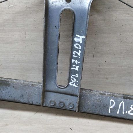 steklopodieemnik-mexaniceskii-perednii-pravyi-renault-logan-i-art-74210-big-1