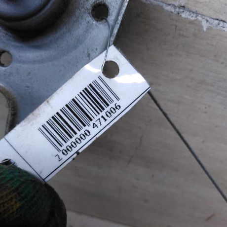 steklopodieemnik-mexaniceskii-zadnii-pravyi-renault-logan-i-art-74692-big-1