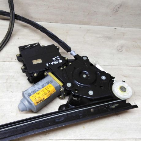 steklopodieemnik-zadnii-pravyi-elektro-ford-galaxy-volkswagen-sharan-seat-alhambra-i-art-74694-big-4