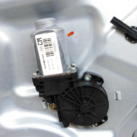 steklopodieemnik-elektro-zadnii-pravyi-hyundai-santa-fe-2-art-74819-big-3