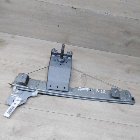 steklopodieemnik-zadnii-pravyi-mexaniceskii-renault-duster-art-75033-big-0