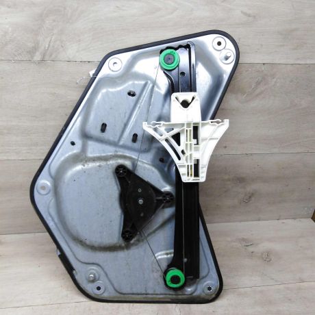 steklopodieemnik-zadnii-levyi-elektro-skoda-yeti-i-art-75497-big-3