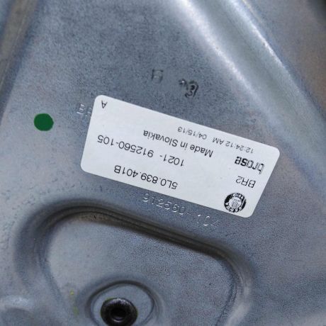 steklopodieemnik-zadnii-levyi-elektro-skoda-yeti-i-art-75497-big-5