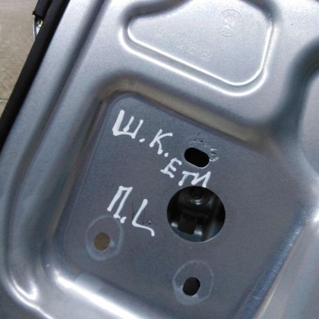 steklopodieemnik-perednii-levyi-elektro-skoda-yeti-i-art-75498-big-4