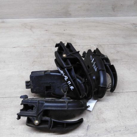 rucka-vnutrenniaia-otkryvaniia-dveri-ford-focus-1-art-75639-big-2