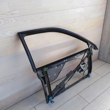 steklopodieemnik-perednii-pravyi-audi-a3-8l-elektro-art-75973-big-0