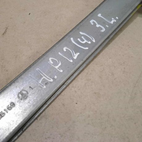 steklopodieemnik-zadnii-levyi-elektro-nissan-primera-p12-art-76185-big-2