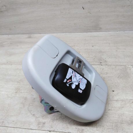 remen-bezopasnosti-zadnii-srednii-skoda-yeti-i-art-76647-big-0