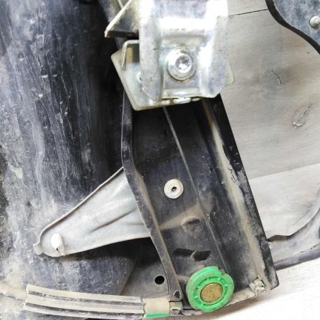 steklopodieemnik-perednii-pravyi-elektro-volkswagen-passat-b6-art-77073-big-3