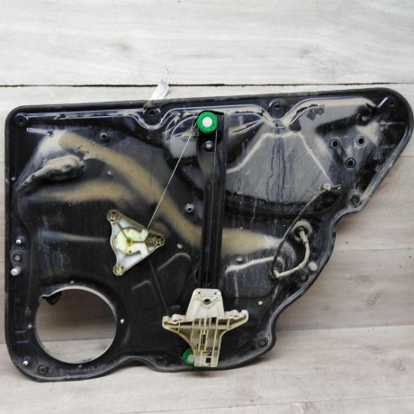 steklopodieemnik-zadnii-levyi-elektro-volkswagen-passat-b6-art-77091-big-3