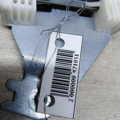 steklopodieemnik-zadnii-levyi-elektro-nissan-qashqai-j10-art-77268-big-1