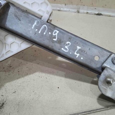 steklopodieemnik-zadnii-levyi-mexaniceskii-renault-logan-i-art-77635-big-2