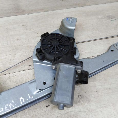 steklopodieemnik-perednii-levyi-elektro-renault-sandero-i-art-77975-big-1