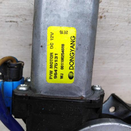 steklopodieemnik-zadnii-levyi-elektro-chevrolet-lacetti-xetcbek-art-77998-big-1