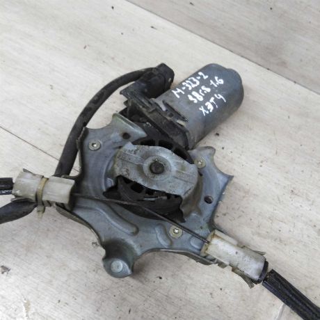 steklopodieemnik-perednii-levyi-elektro-mazda-323-defekt-art-78716-big-3