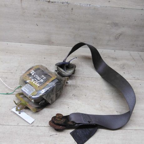 remen-bezopasnosti-perednii-levyi-mazda-323-mazda-323f-xetcbek-1999-goda-vypuska-16i-mkpp-bu-art-78722-big-0