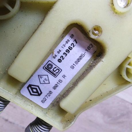 steklopodieemnik-zadnii-pravyi-mexaniceskii-renault-fluence-i-restailing-art-78735-big-2