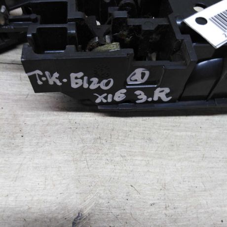 rucka-dveri-vnutrenniaia-toyota-corolla-ix-e120-e130-art-79389-big-3