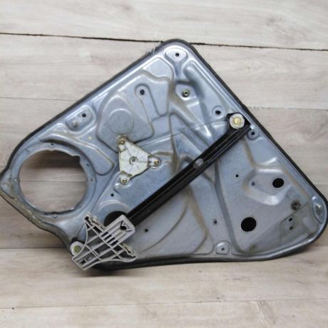 steklopodieemnik-zadnii-levyi-elektro-skoda-superb-i-art-79742-big-0