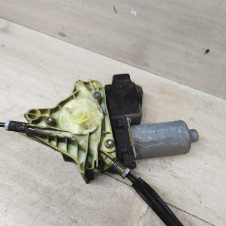 steklopodieemnik-zadnii-pravyi-elektro-mitsubishi-carisma-i-restailing-art-79958-big-0