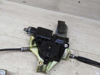 steklopodieemnik-perednii-pravyi-elektro-mitsubishi-carisma-i-restailing-art-79965