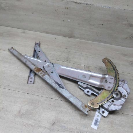 steklopodieemnik-mexaniceskii-perednii-pravyi-daewoo-matiz-art-80595-big-1