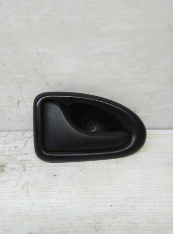 rucka-dveri-vnutrenniaia-levaia-otkryvaniia-lada-largus-renault-logan-i-art-80937-big-0