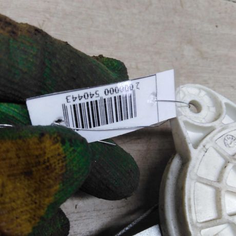 steklopodieemnik-zadnii-pravyi-elektro-opel-vectra-c-art-81365-big-1