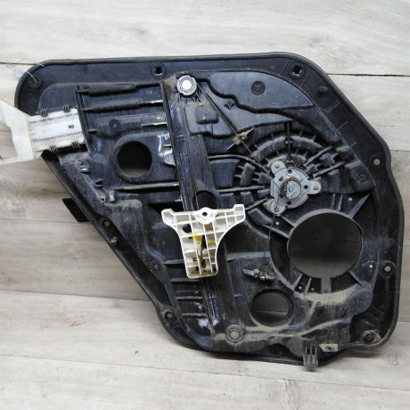 steklopodieemnik-mexaniceskii-zadnii-pravyi-kia-ceed-ii-art-81635-big-0