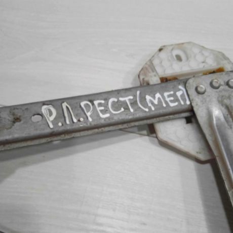 steklopodieemnik-mexaniceskii-zadnii-levyi-renault-logan-ii-renault-sandero-ii-renault-sandero-stepway-ii-art-82438-big-4